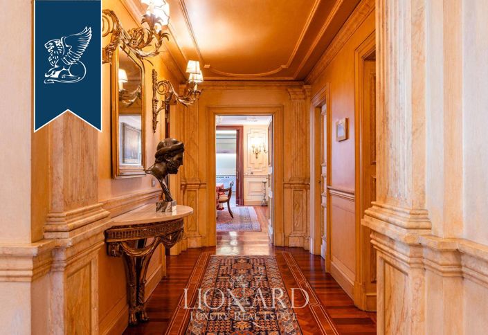 Image No.9-5 Bed Villa for sale