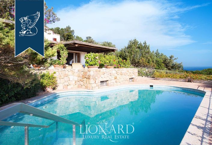 Image No.3-9 Bed Villa for sale