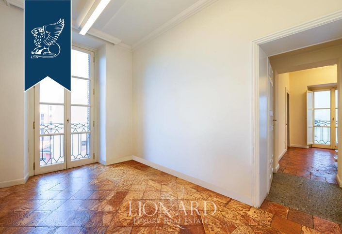 Image No.13-6 Bed Apartment for sale