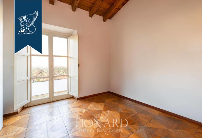 Image No.19-6 Bed Apartment for sale