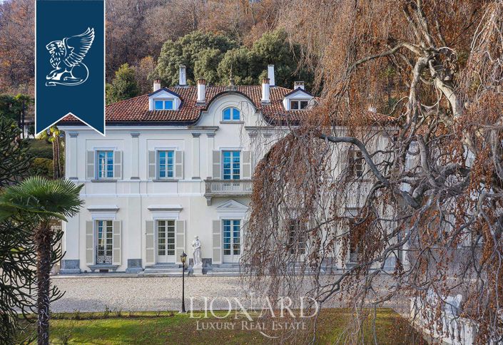 Image No.9-10 Bed Villa for sale