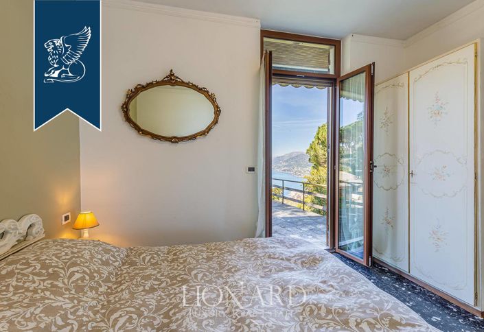 Image No.29-10 Bed Villa for sale