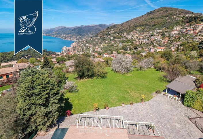 Image No.9-10 Bed Villa for sale