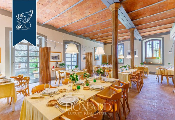 Image No.15-23 Bed Farmhouse for sale