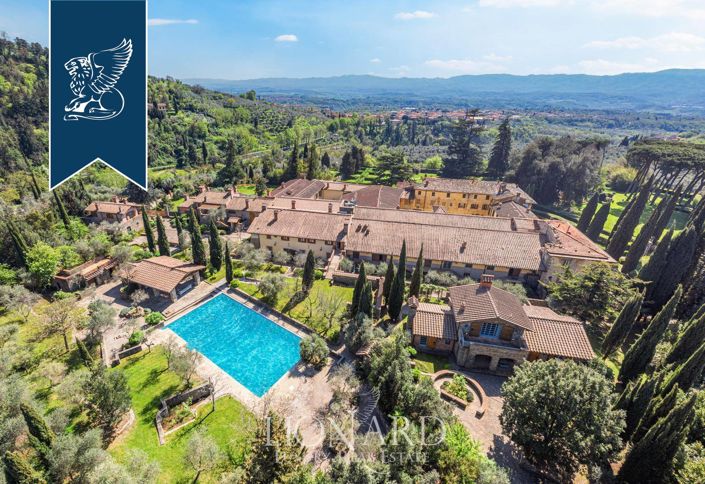 Image No.2-23 Bed Farmhouse for sale