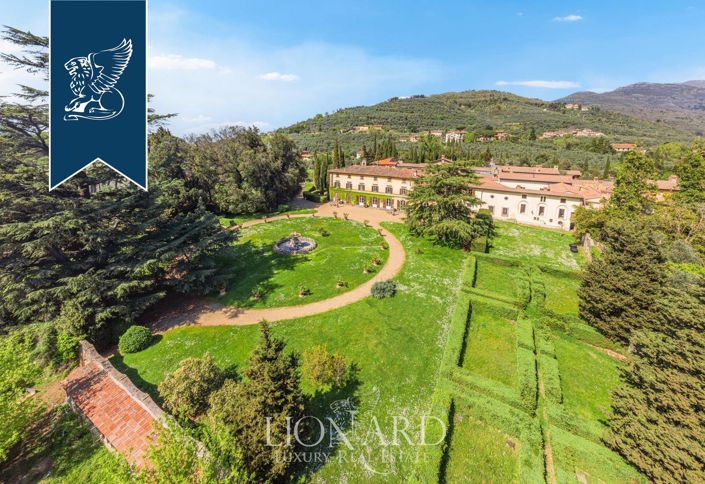 Image No.4-23 Bed Farmhouse for sale