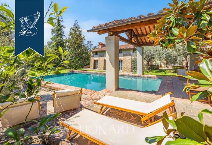 Image No.9-23 Bed Farmhouse for sale