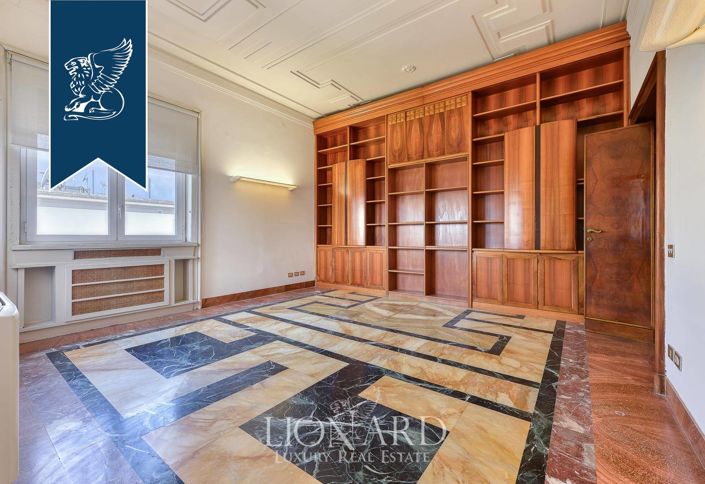 Image No.1-5 Bed Apartment for sale