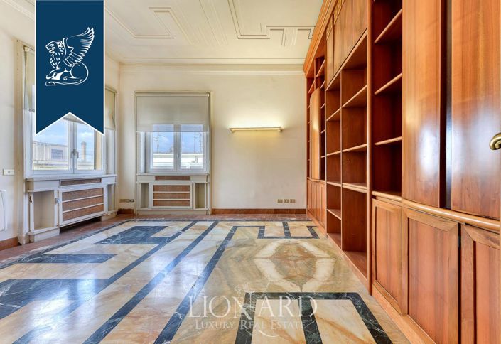 Image No.2-5 Bed Apartment for sale