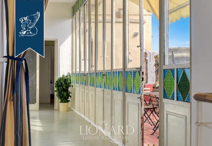 Image No.12-7 Bed Apartment for sale