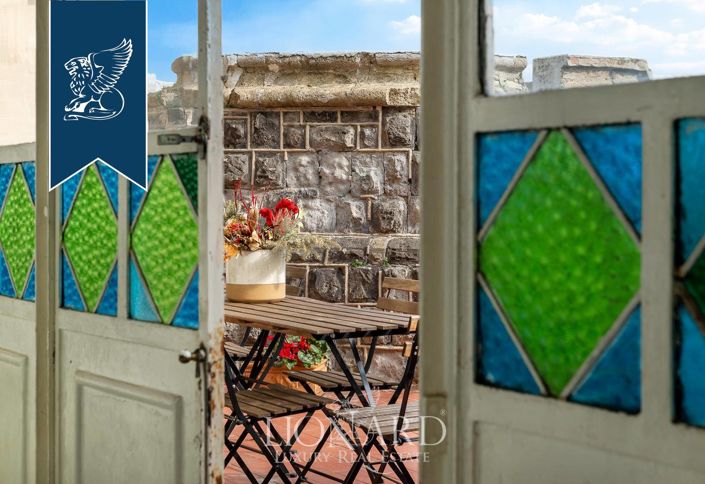 Image No.13-7 Bed Apartment for sale