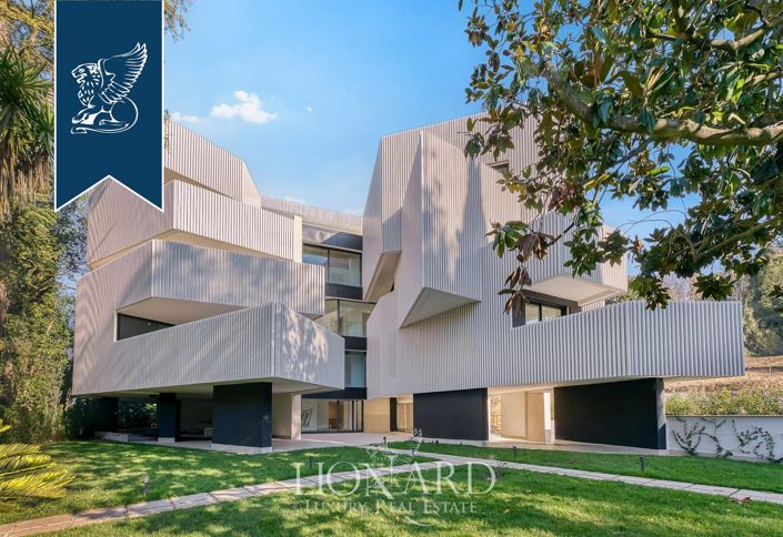 Image No.3-3 Bed Apartment for sale