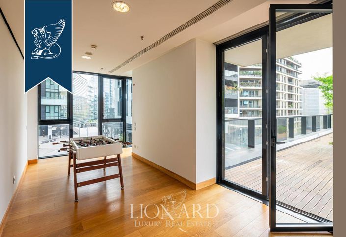 Image No.12-5 Bed Apartment for sale