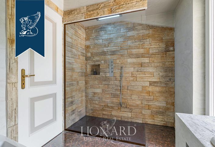 Image No.32-4 Bed Villa for sale