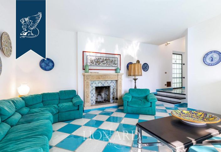 Image No.16-7 Bed Villa for sale