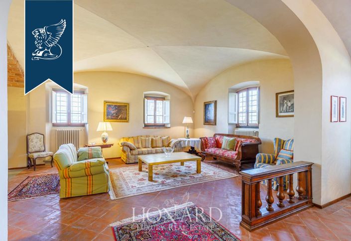 Image No.15-10 Bed Villa for sale