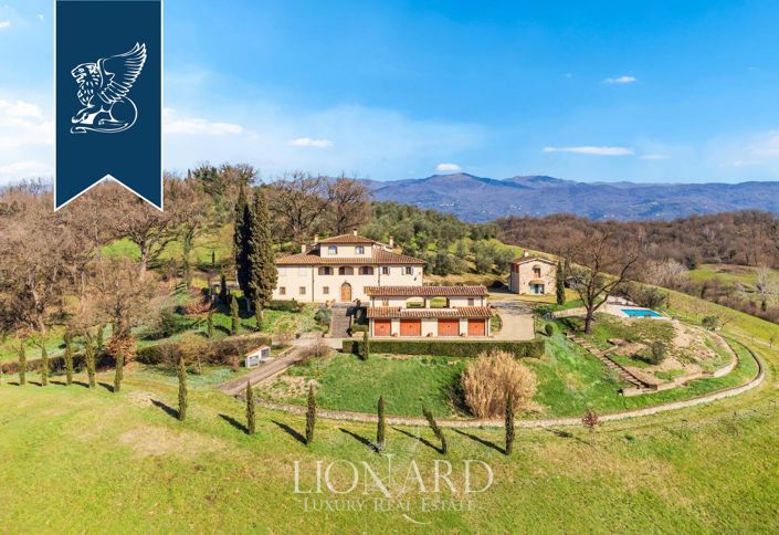 Image No.2-10 Bed Villa for sale