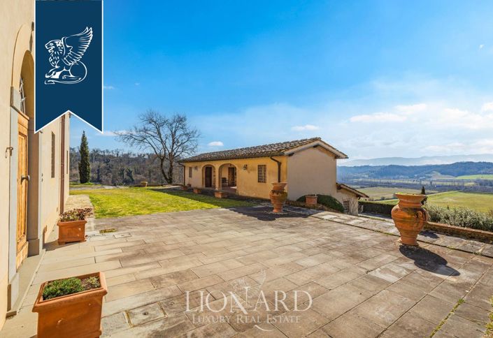 Image No.8-10 Bed Villa for sale