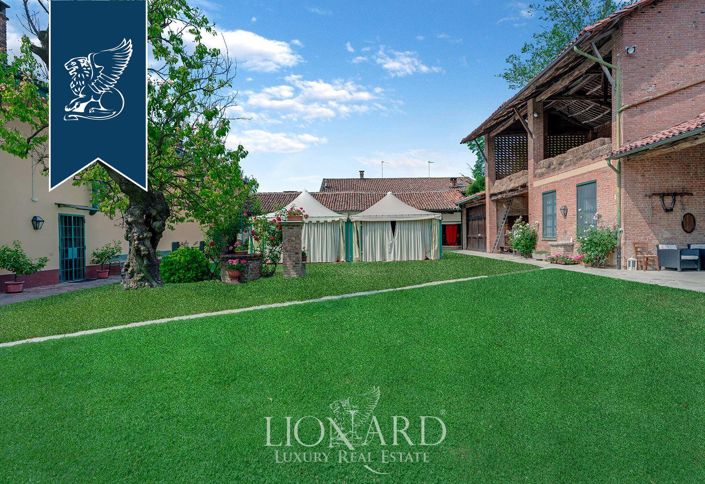 Image No.20-9 Bed Farmhouse for sale