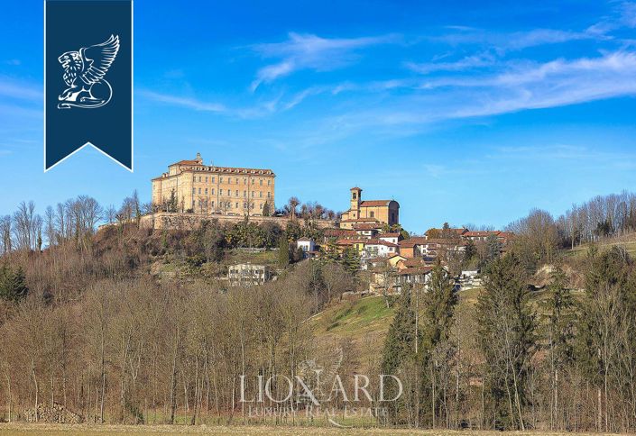 Image No.21-40 Bed Property for sale