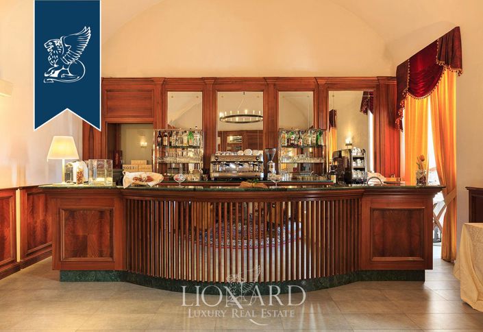 Image No.29-40 Bed Property for sale