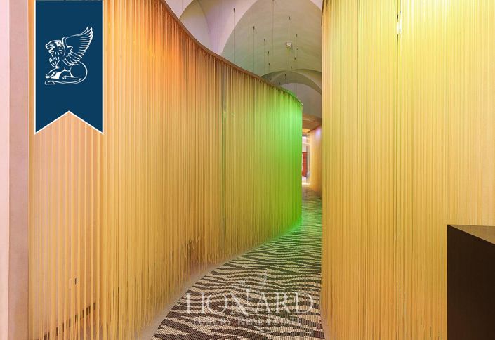 Image No.37-40 Bed Property for sale