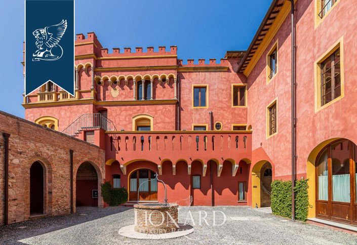 Image No.26-40 Bed Property for sale