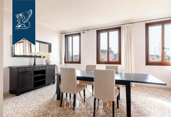 Image No.10-3 Bed Apartment for sale