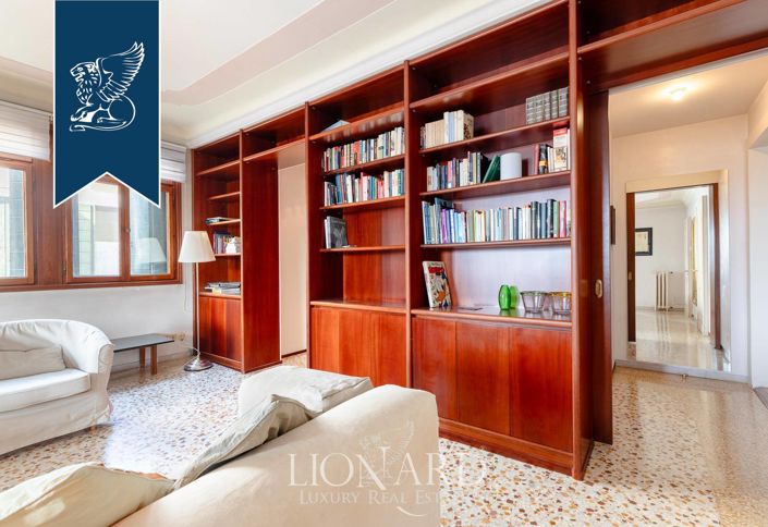 Image No.7-3 Bed Apartment for sale