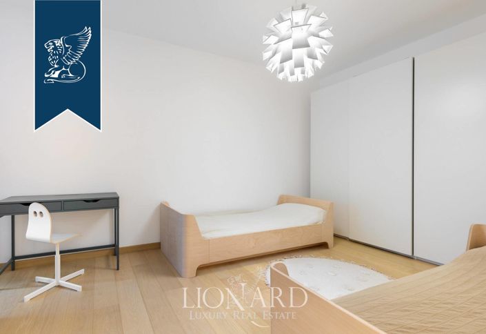 Image No.19-2 Bed Apartment for sale