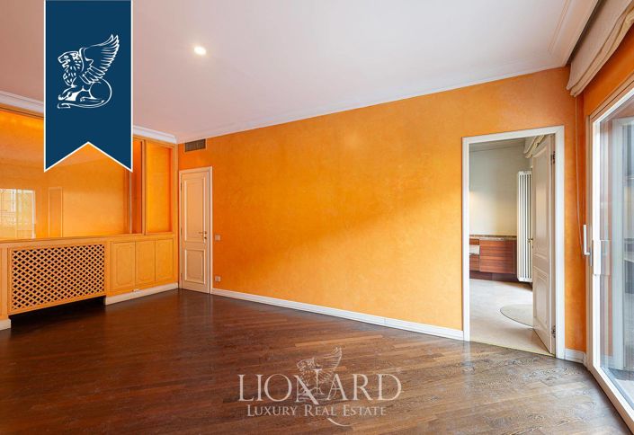 Image No.11-7 Bed Apartment for sale