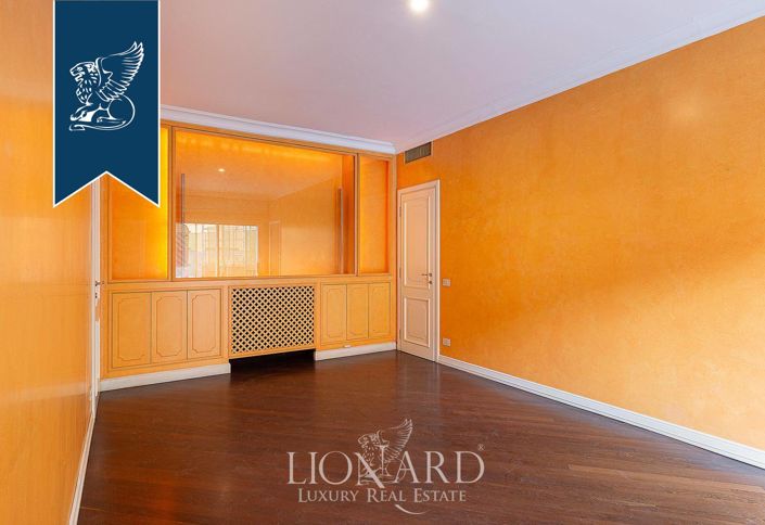 Image No.12-7 Bed Apartment for sale