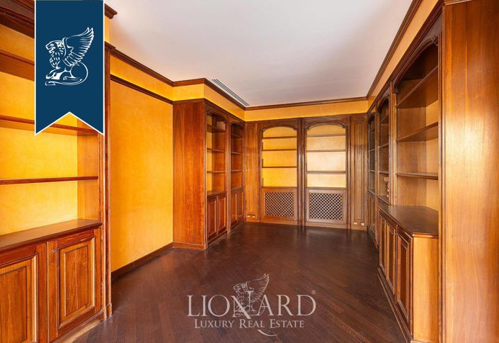 Image No.4-7 Bed Apartment for sale