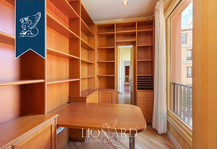 Image No.19-7 Bed Apartment for sale