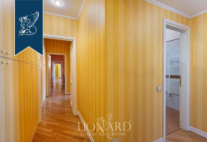 Image No.20-7 Bed Apartment for sale