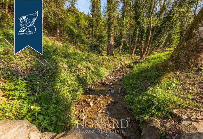 Image No.15-5 Bed Country House for sale