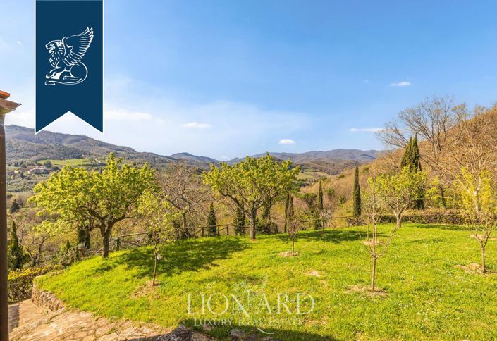 Image No.16-5 Bed Country House for sale