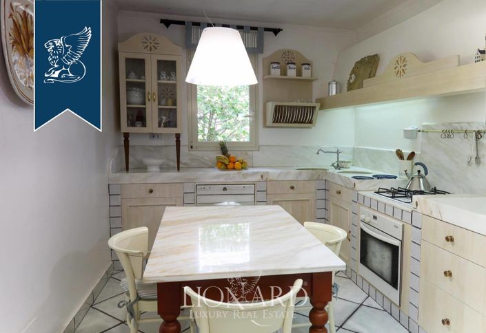 Image No.17-3 Bed Flat for sale