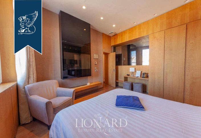 Image No.13-6 Bed Apartment for sale