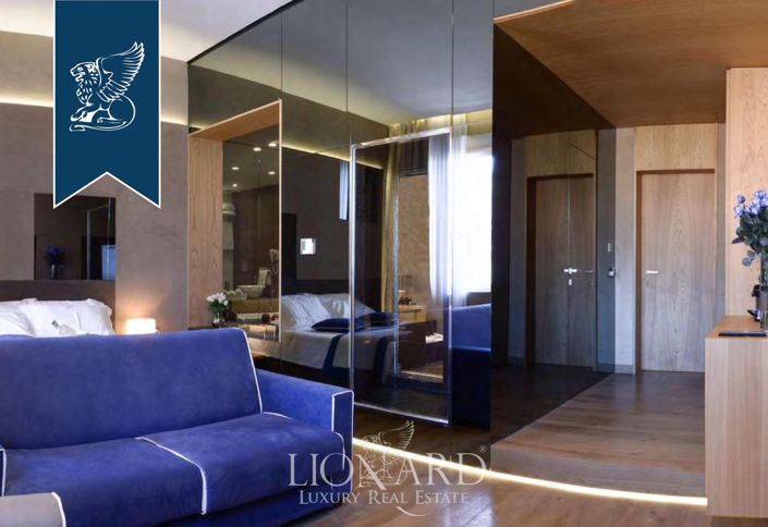 Image No.18-6 Bed Apartment for sale