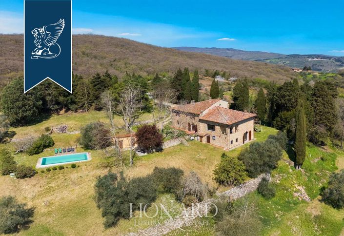 Image No.1-7 Bed Country House for sale