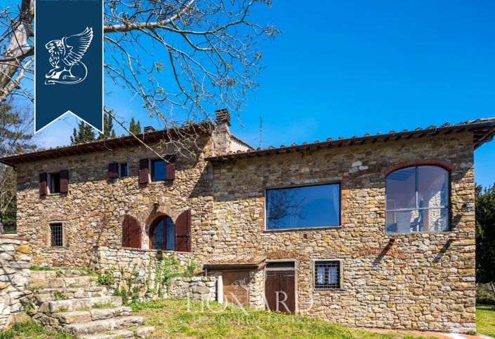 Image No.4-7 Bed Country House for sale