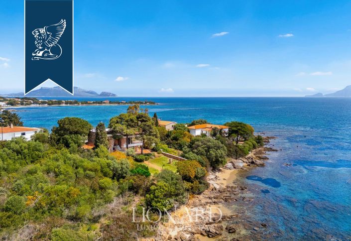 Image No.1-5 Bed Villa for sale