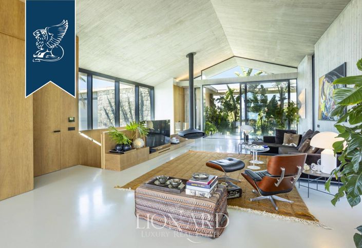 Image No.18-4 Bed Villa for sale