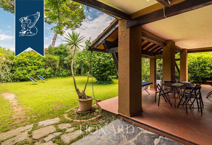 Image No.10-6 Bed Villa for sale