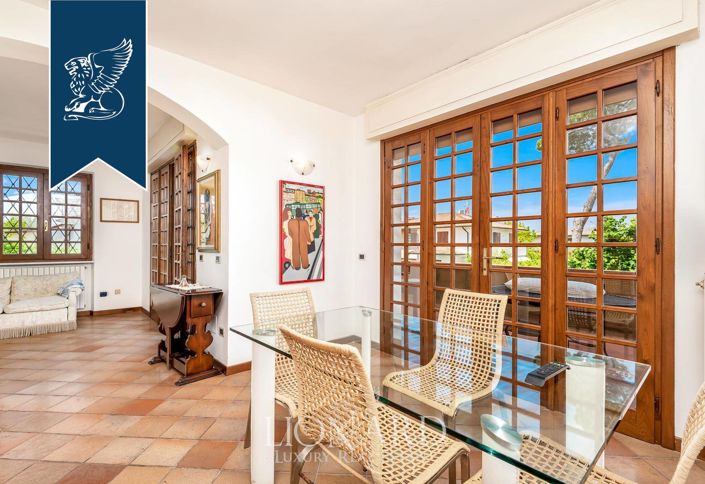 Image No.19-6 Bed Villa for sale