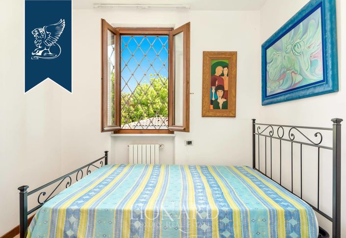 Image No.28-6 Bed Villa for sale