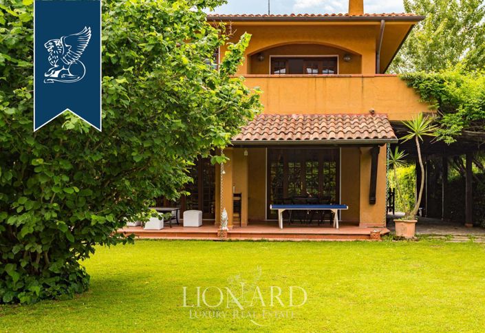 Image No.7-6 Bed Villa for sale