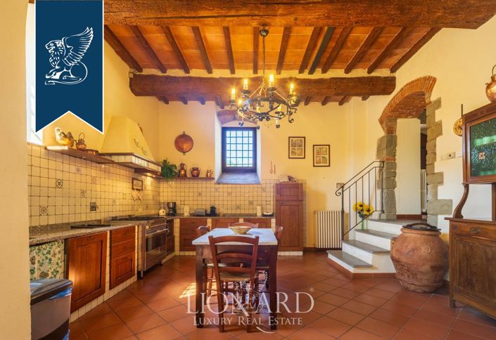 Image No.20-23 Bed Farmhouse for sale