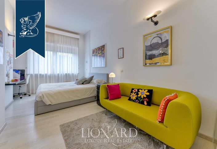 Image No.18-4 Bed Apartment for sale